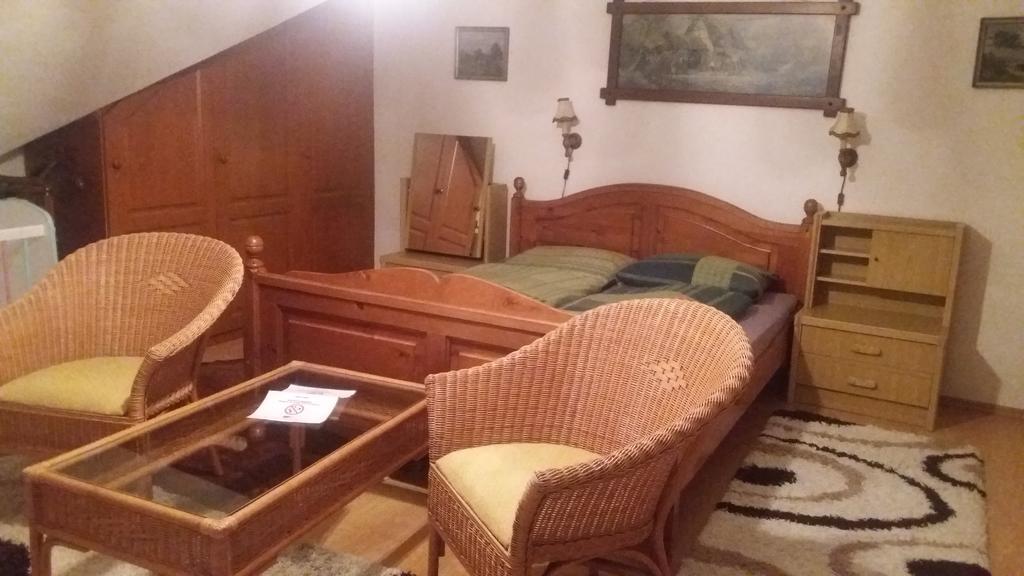 Apartment Na Rozcesti 리프노나드비타보브 외부 사진